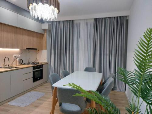 Luxury 2 BR Apartment in Isani — 4-Star Luxury Hotel in Tbilisi, Georgia
