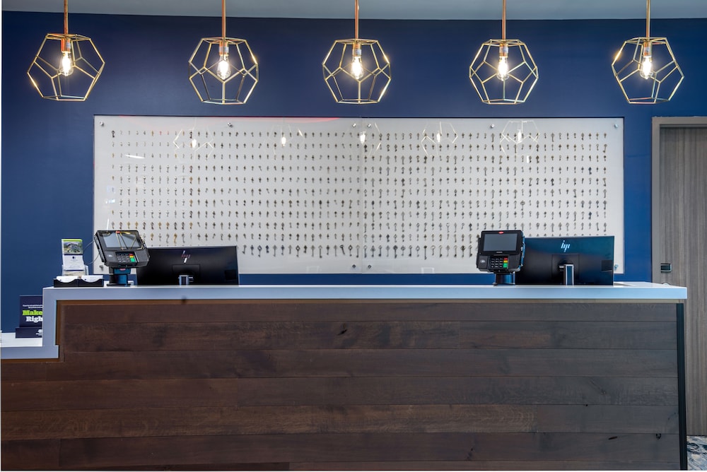 DoubleTree by Hilton Hot Springs - photo 5