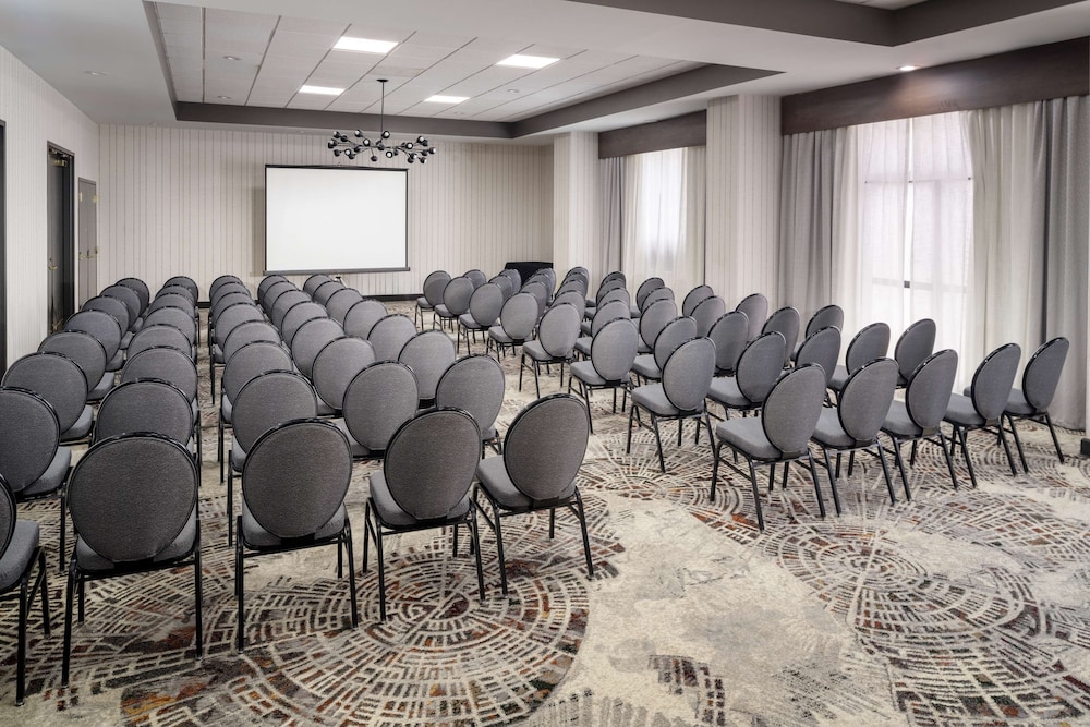 Embassy Suites by Hilton Orlando North - photo 58