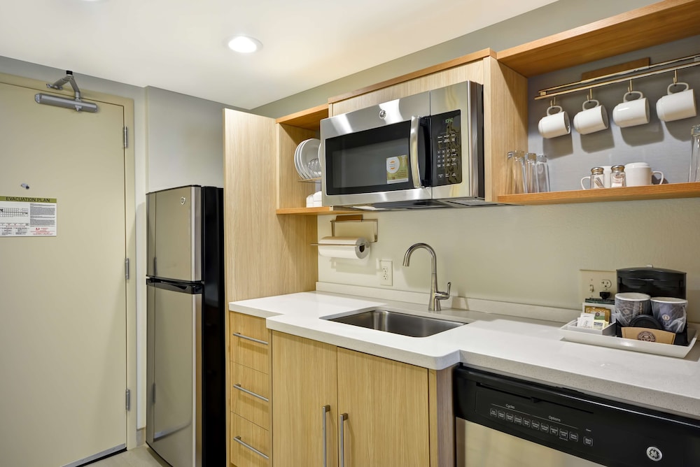 Home2 Suites by Hilton Decatur Ingalls Harbor - photo 18
