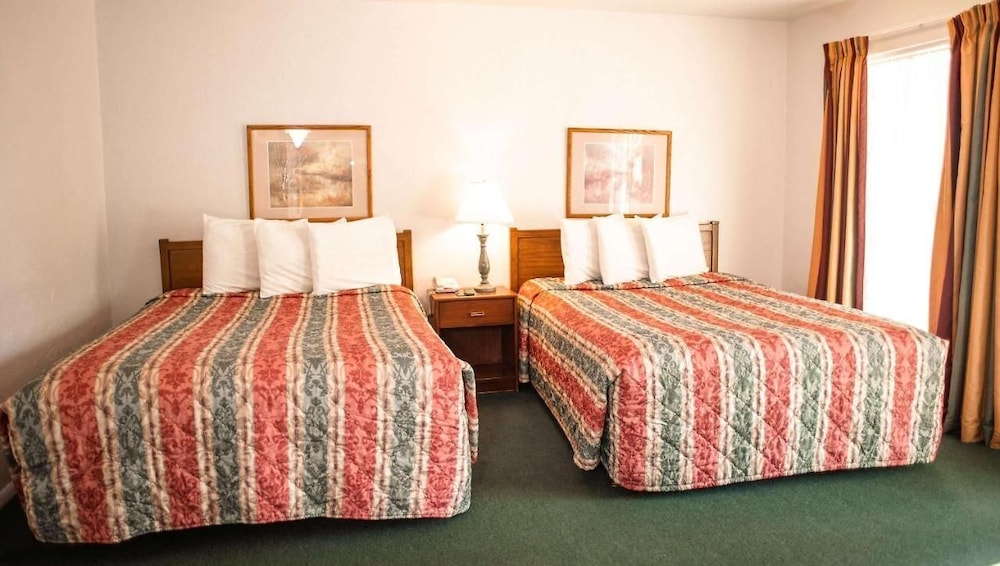Wayfarer Inn Woodward - photo 15
