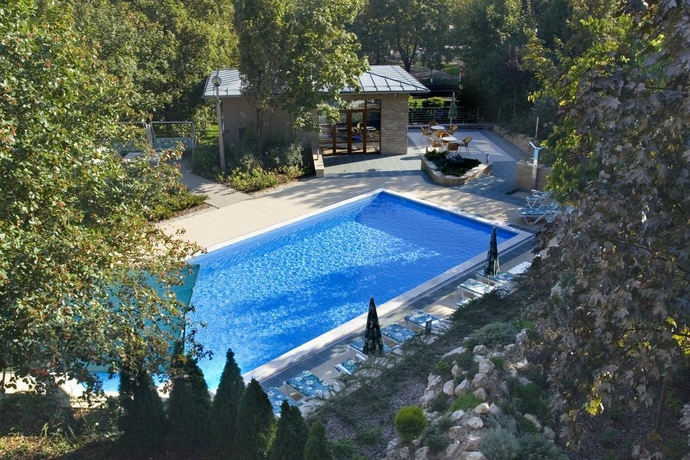 Hotel Villa Pax — Balatonalmadi — photo 4