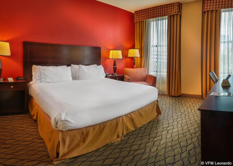 Holiday Inn Express Baltimore Downtown - photo 28