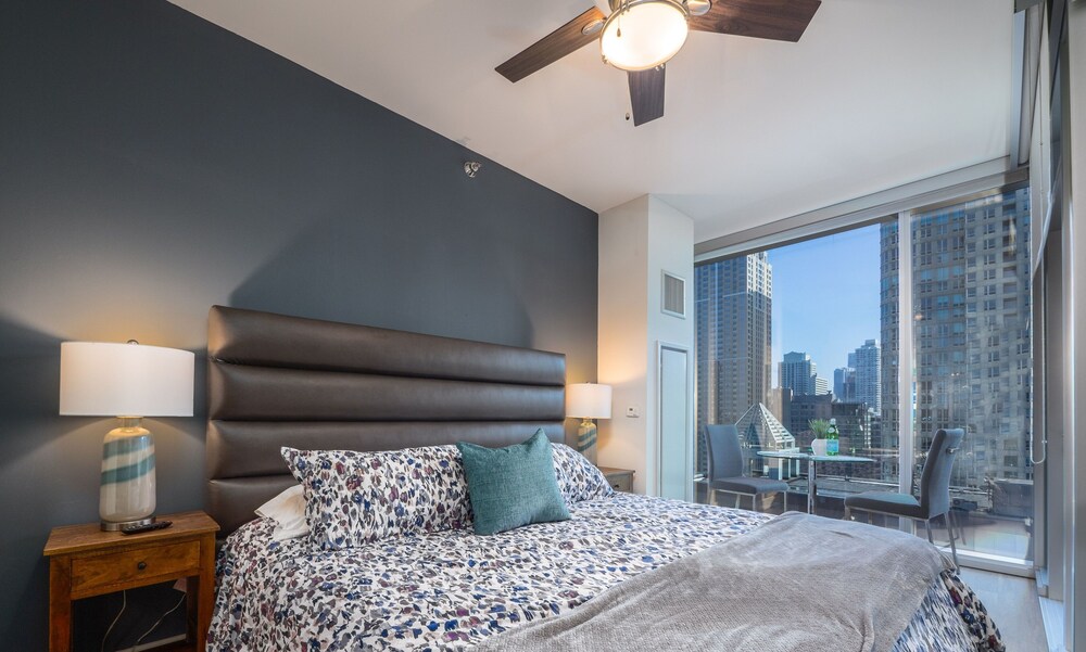 Furnished Suites in the Heart of River North - photo 27