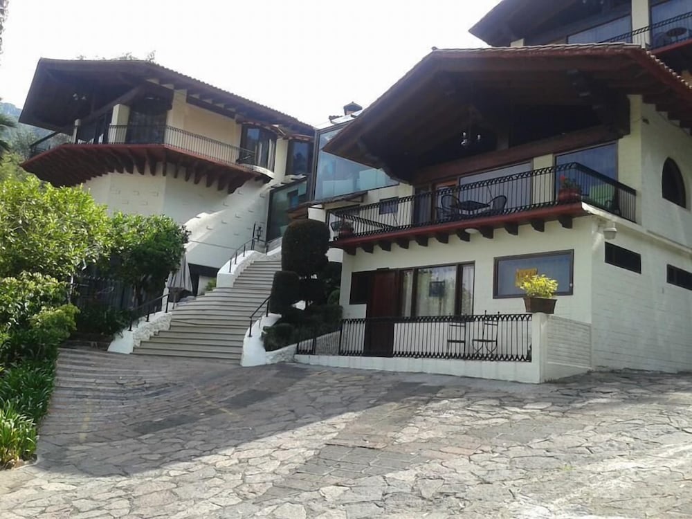 Hotel Suites en la montaña in Valle De Bravo, Mexico