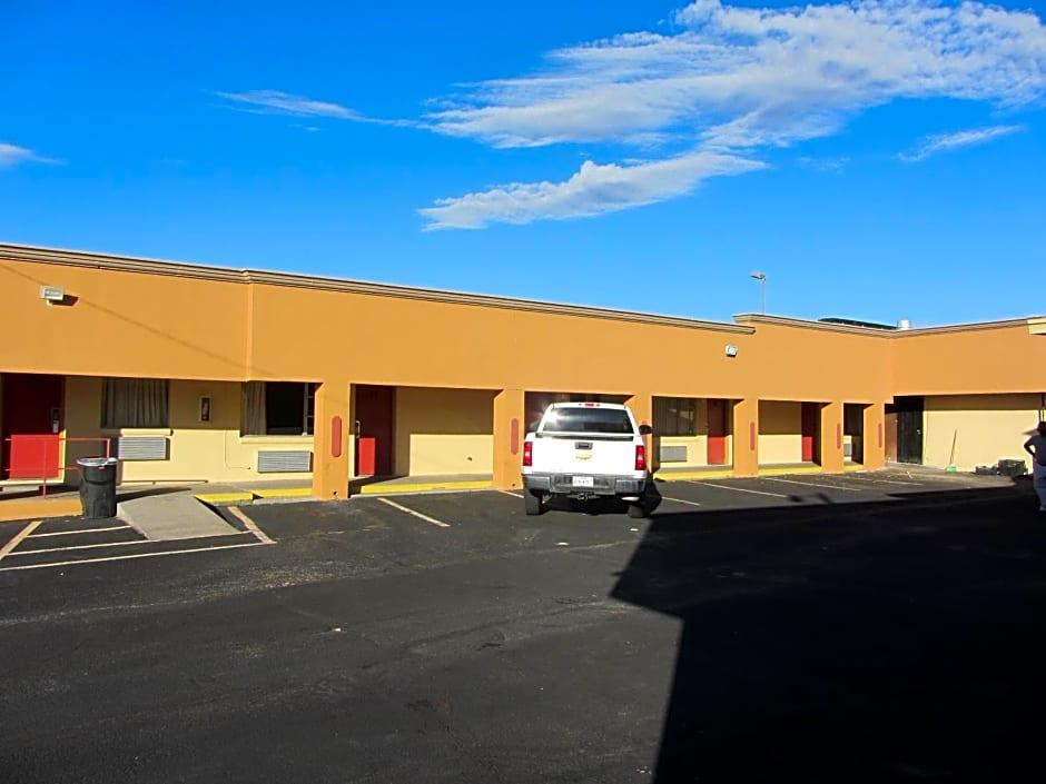El Paso Inn - photo 17