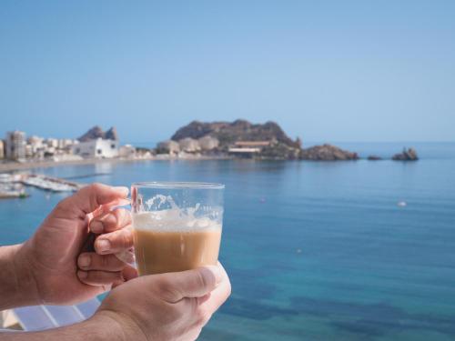 Mi Velero Vistas Al Mar By Aloha Palma — Aguilas