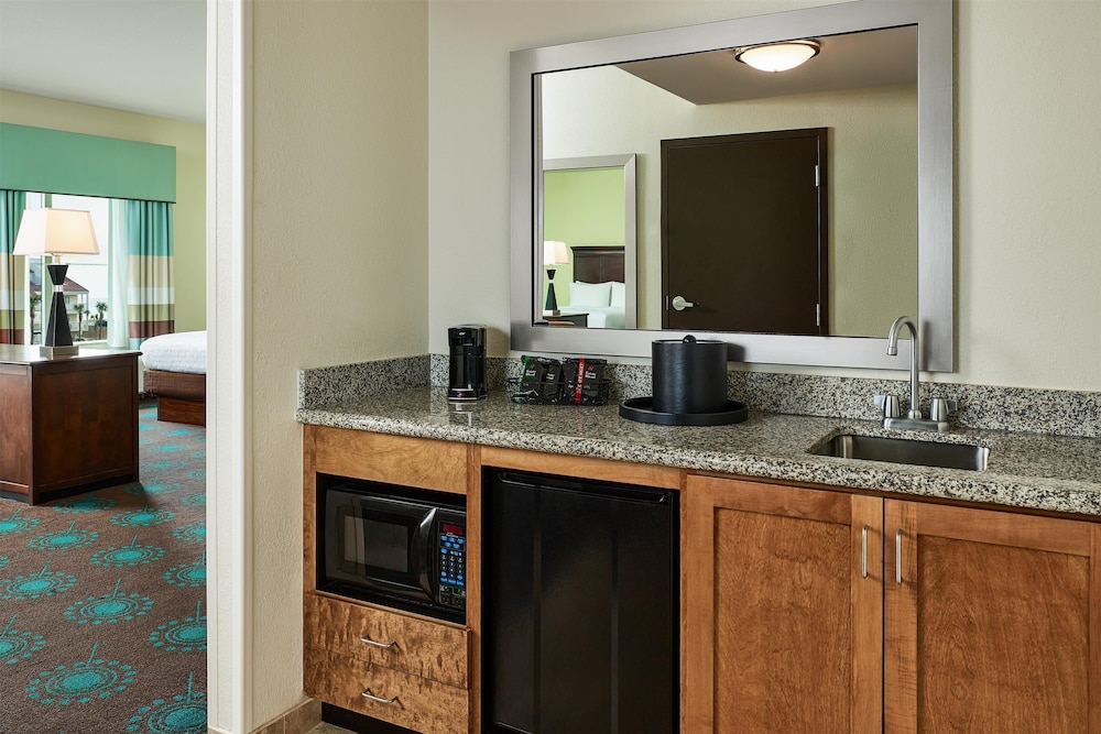 Hampton Inn & Suites Destin - photo 17
