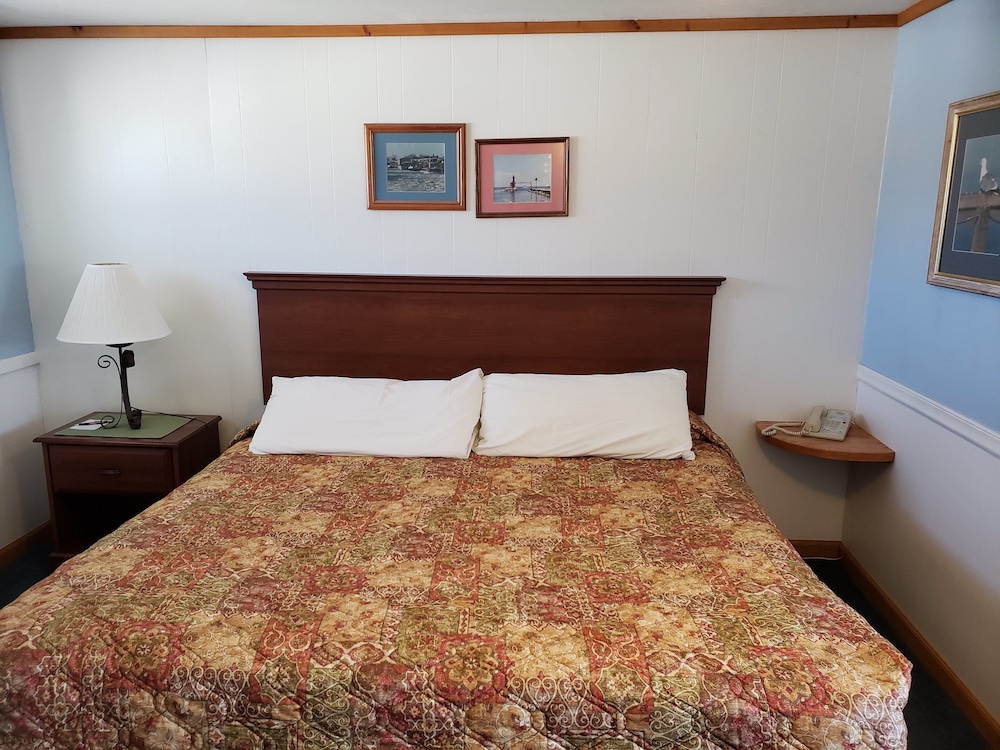 Algoma Beach Motel - photo 27
