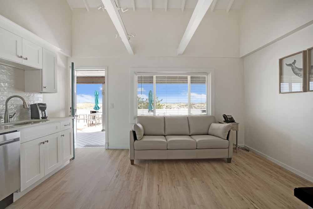 Driftwood Resort - photo 170