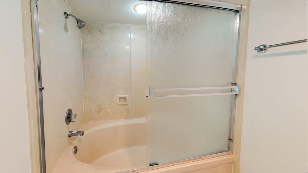 Beachside Towers at Sandestin by Gibson Beach Rentals - photo 334