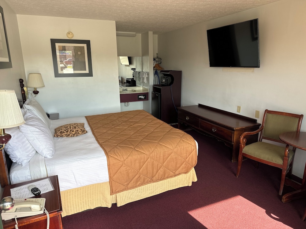 Royal Inn — Albany
