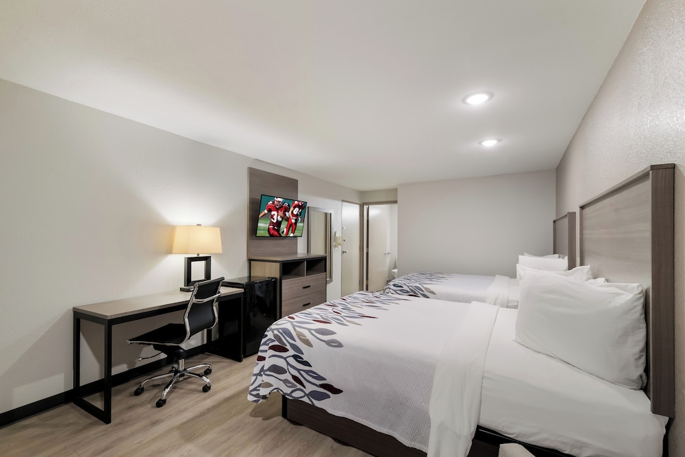 Red Roof Inn & Conference Center McKinney - photo 12