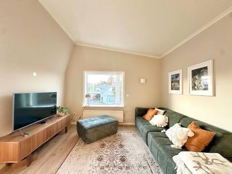 Bright modern 2BR apartment in central Reykjavík