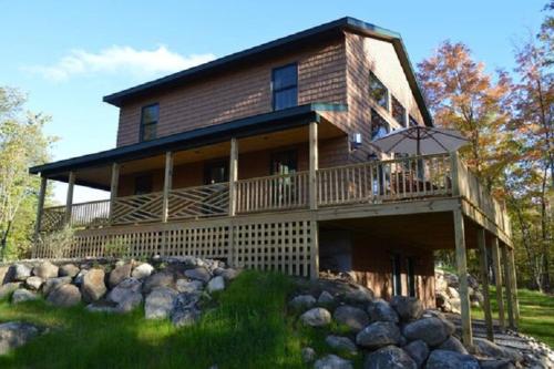 Marble Mountain Chalet — 4-Star Luxury Hotel in Wilmington, United States