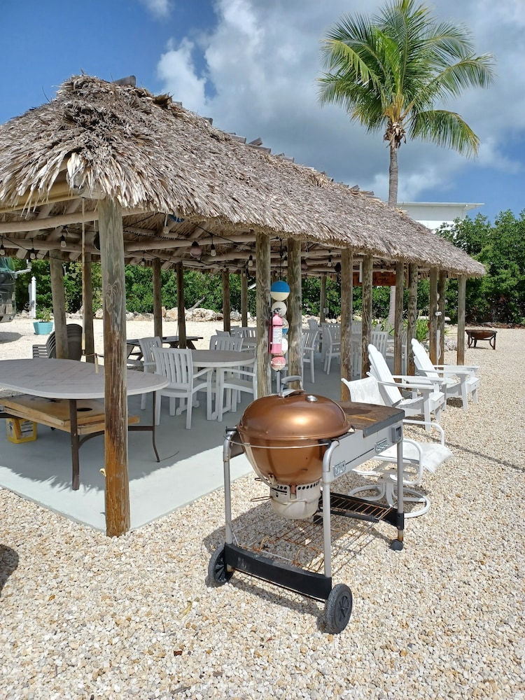 Bonefish Bay Motel - photo 22
