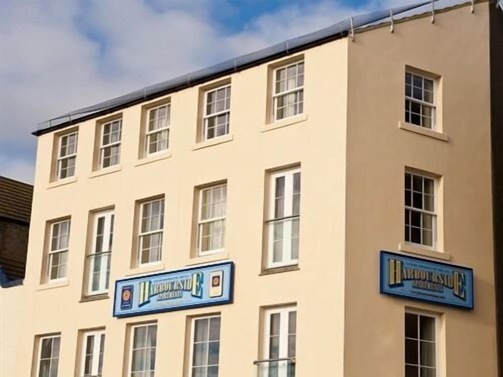 Harbourside Apartments — 4-Star Luxury Hotel in Scarborough, United Kingdom