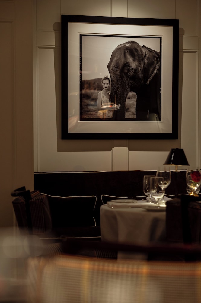 The Surrey - photo 43
