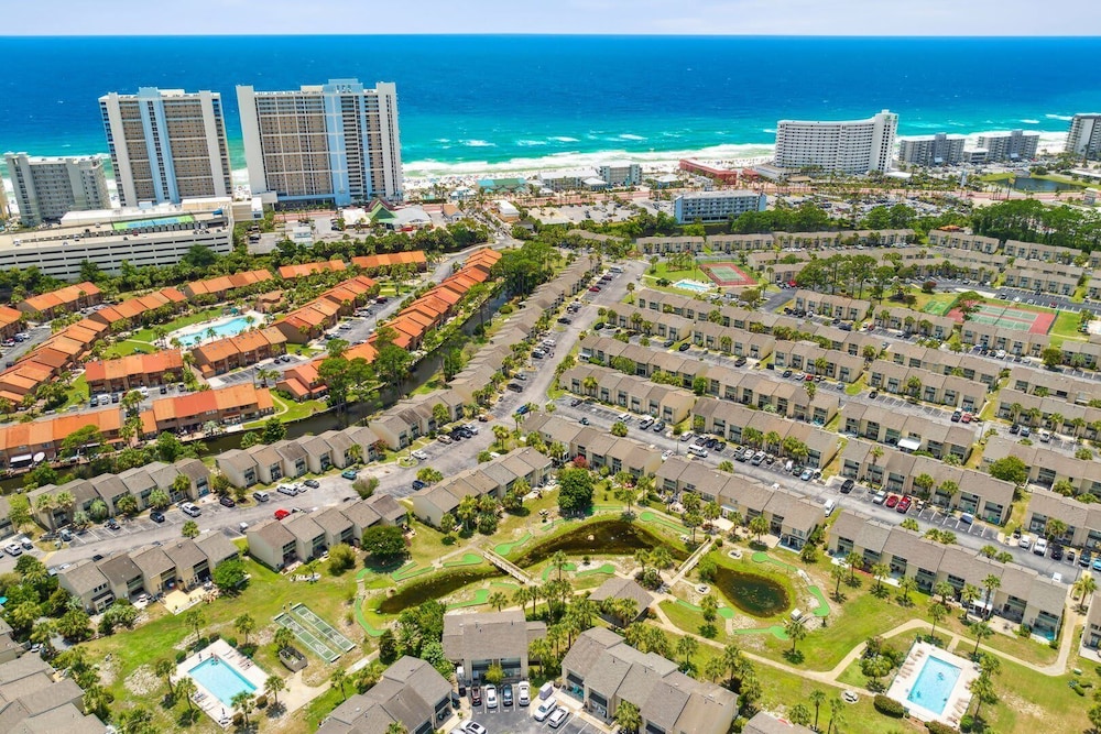 The Turtle Nest Resort Condo w Pool - photo 47