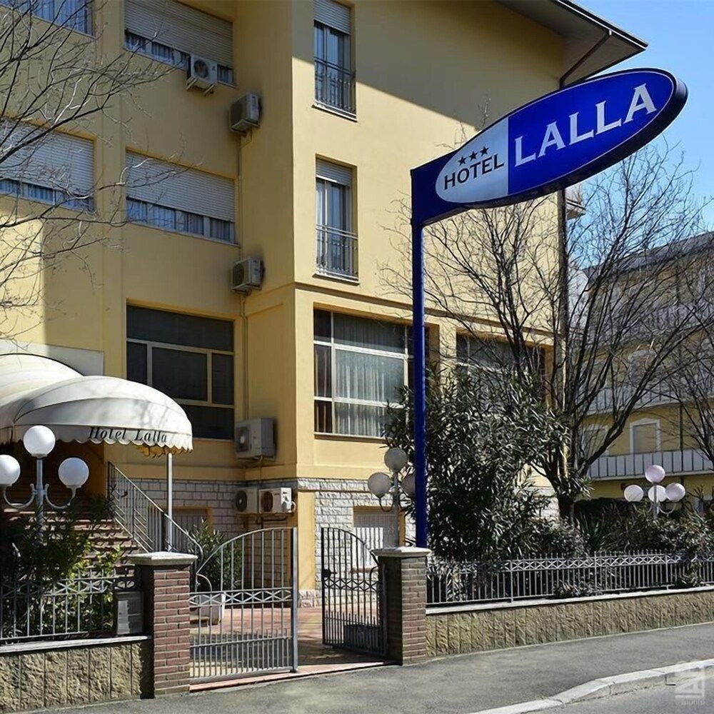 Hotel Lalla - carbon neutral hotel in Cervia