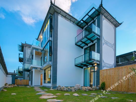 Dream House - carbon neutral hotel in Dali