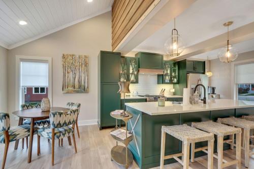 Cherry Pie Abode - last minute hotel in Boyne City
