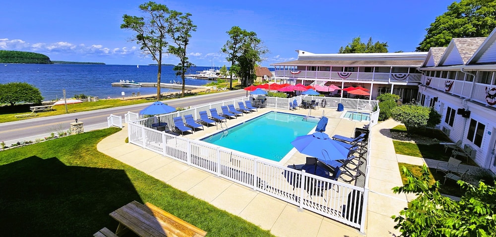 Edgewater Resort - photo 106
