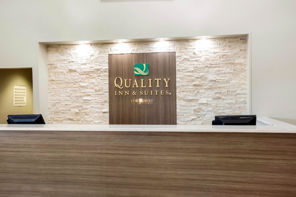 Quality Inn & Suites Arnold St Louis - photo 21