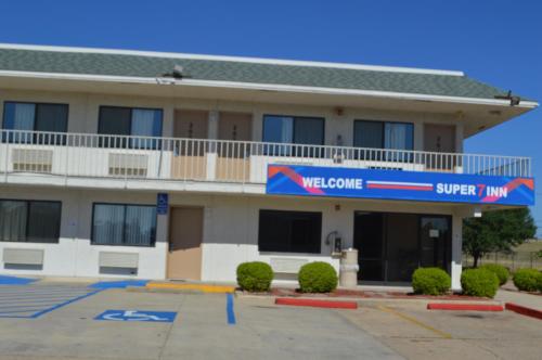 Super 7 Inn — Bossier City