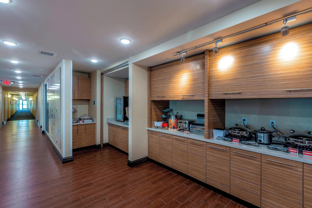 TownePlace Suites by Marriott Lexington Keeneland Airport - photo 24