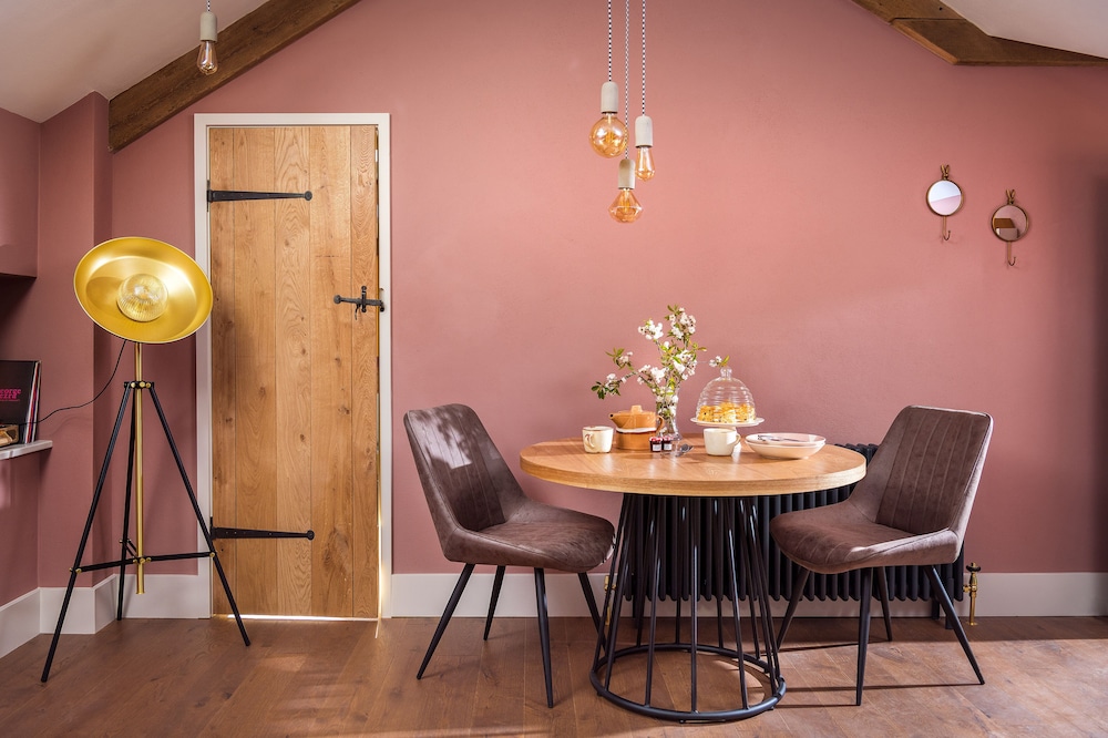 The Duchy Barn at Tregoose Old Mill — hotel near Cornwall Airport Newquay
