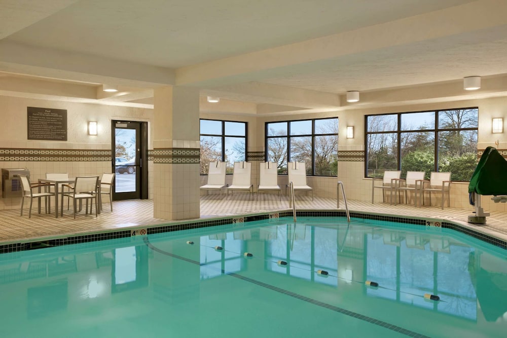 Hampton Inn Boston Braintree - photo 11
