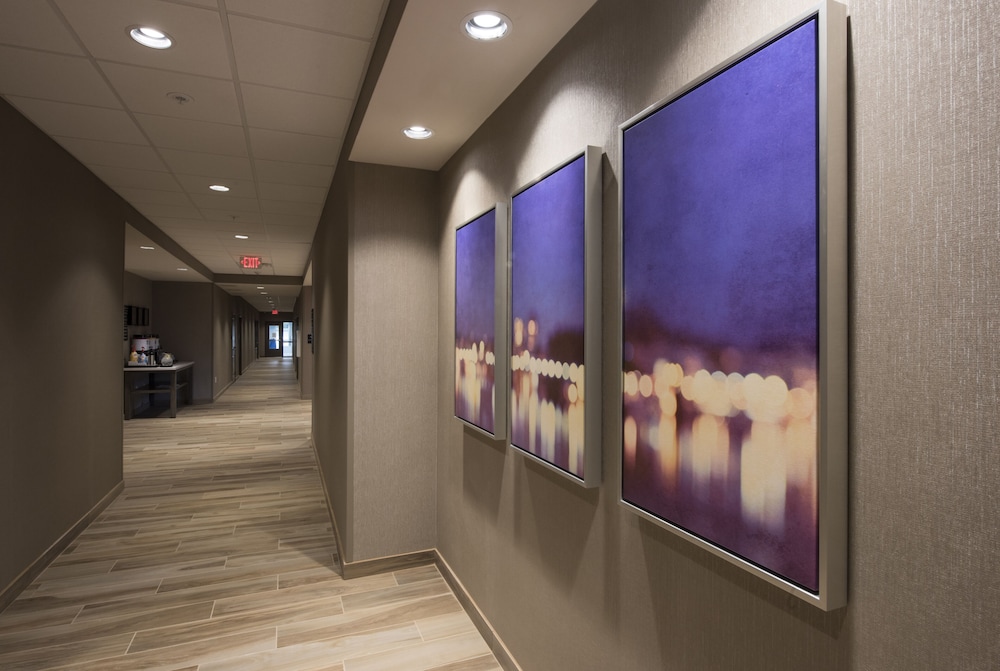 Hampton Inn & Suites Seattle Redmond - photo 44