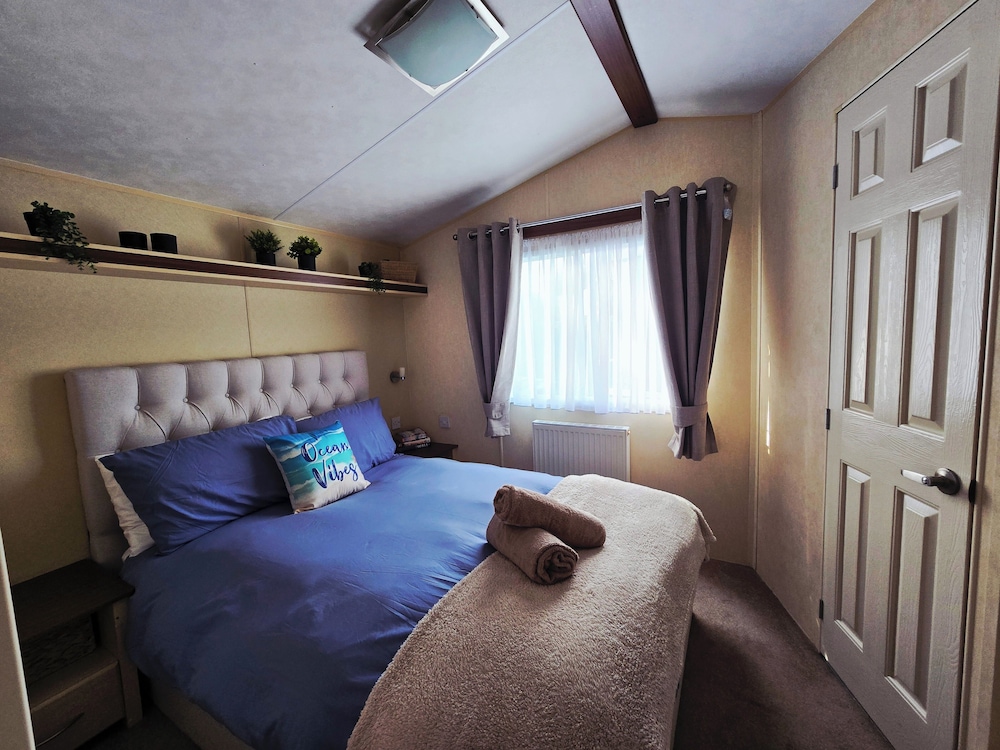 Cariad Bach 64 Dinas Cross in Newport, United Kingdom