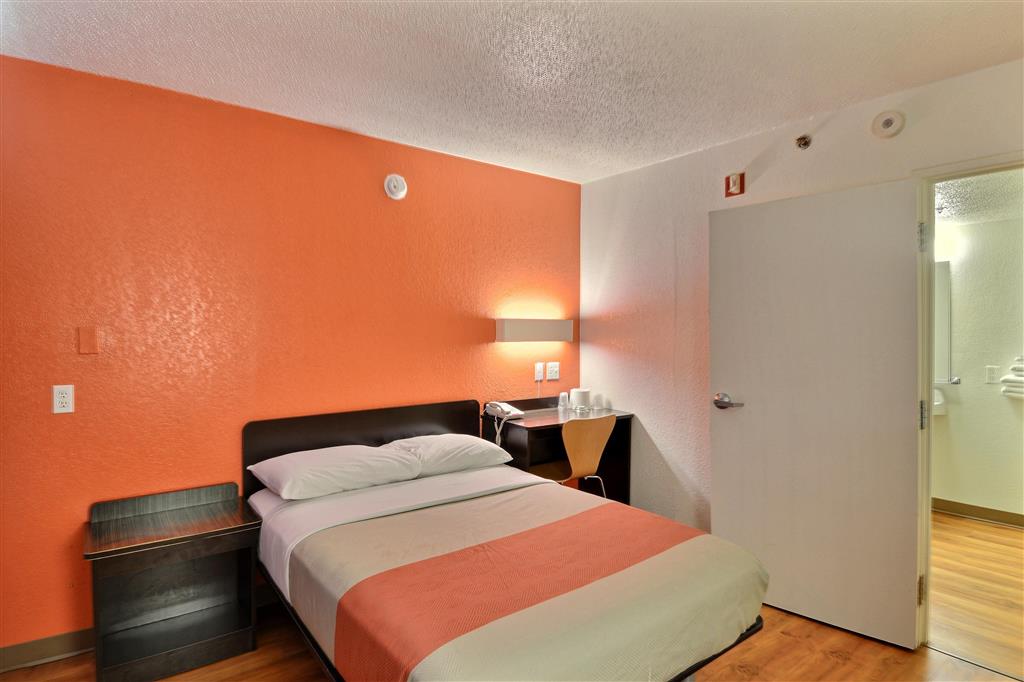 Motel 6 Tewksbury MA Boston - photo 11