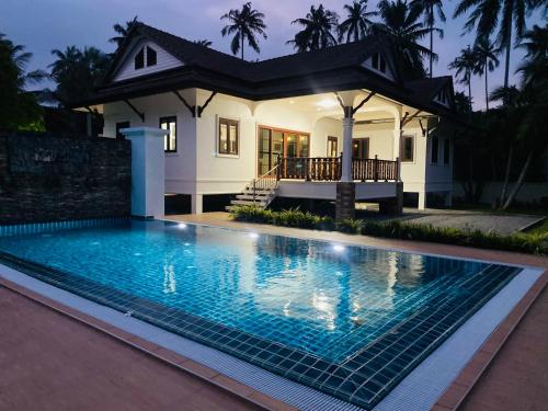Klai house beach pool villa Klai Thasala Nakhon si Thammarat — 4-Star Luxury Hotel in Nakhon Si Thammarat, Thailand