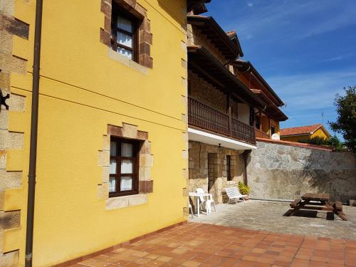 El Pedroso — Santillana — photo 3