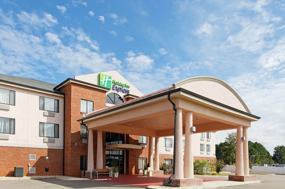 Holiday Inn Express Hotel & Suites Sylacauga by IHG - photo 32