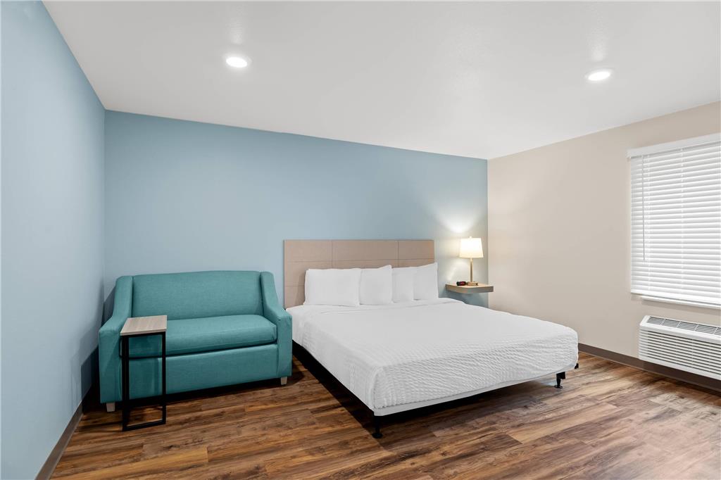 WoodSpring Suites Richmond Airport - photo 13