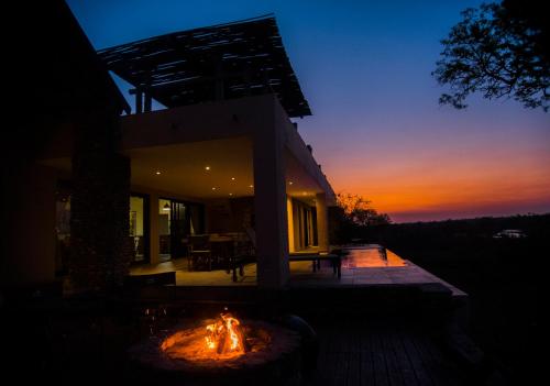MANZINI RIVER HOUSE Mjejane Private Game Reserve Greater Kruger National Park — 4-Star Luxury Hotel in Hectorspruit, South Africa