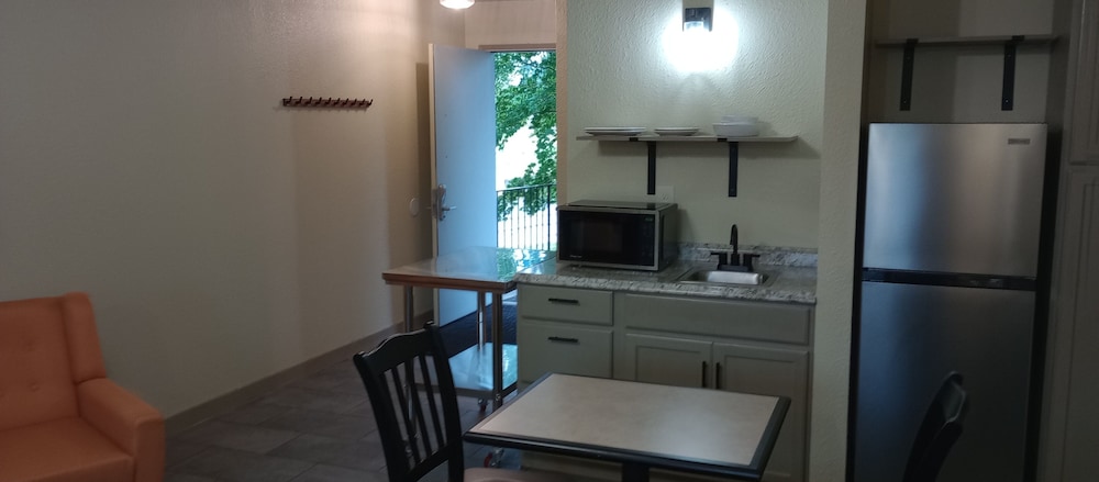 Cocusa Motel - photo 64