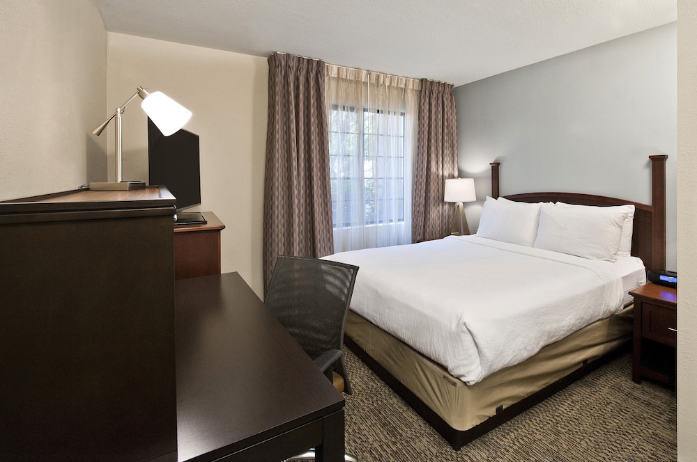 Staybridge Suites Charlotte Ballantyne by IHG - photo 19