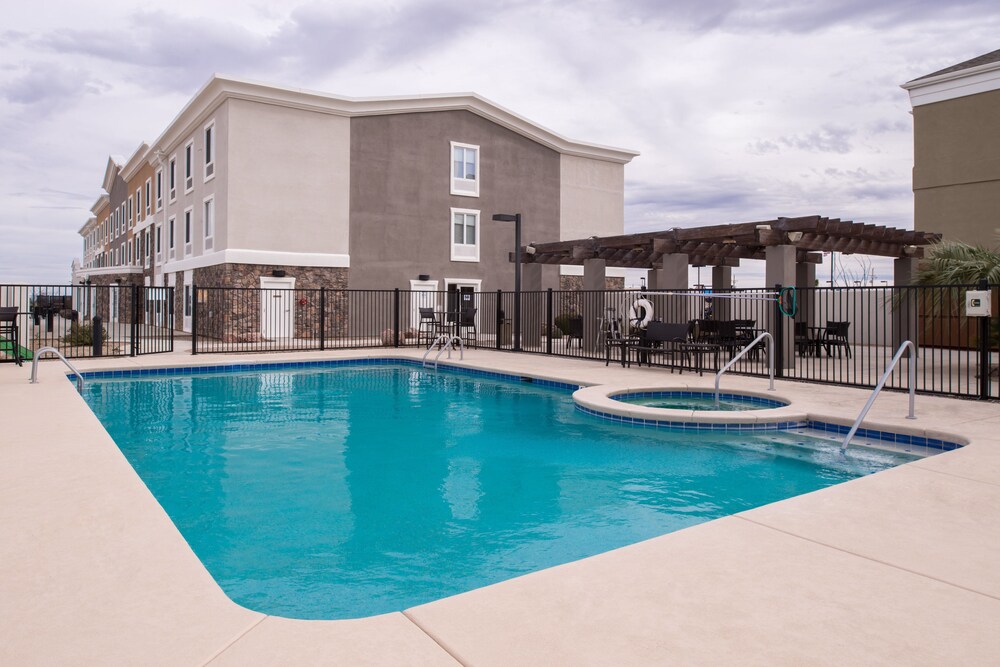 Holiday Inn Express Sierra Vista by IHG - photo 22
