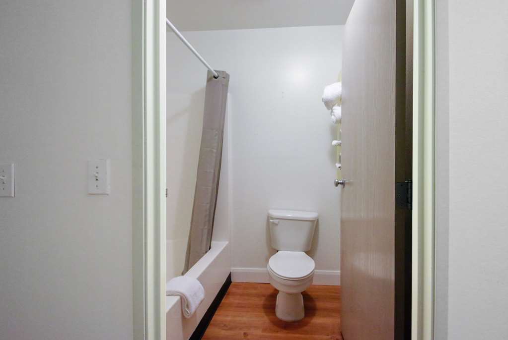Motel 6 Nephi UT - photo 11