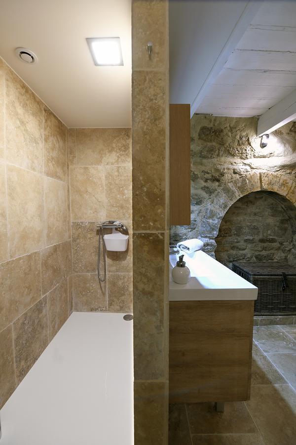 Le Petit Tresor du Luberon in Menerbes, France