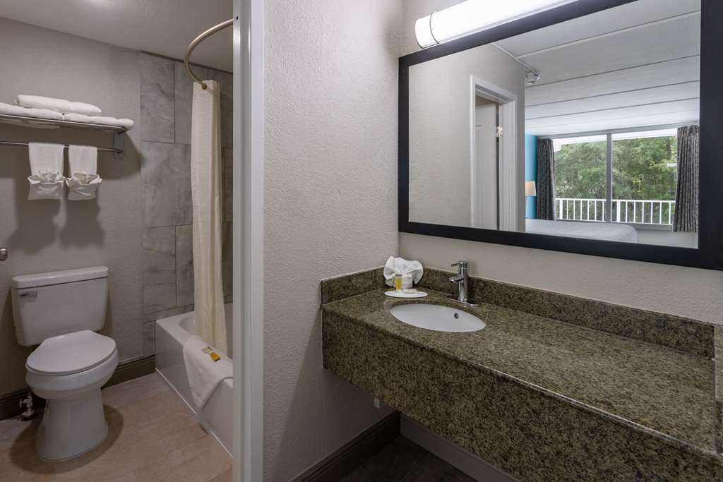 Travelodge by Wyndham Kingsland GA - photo 29