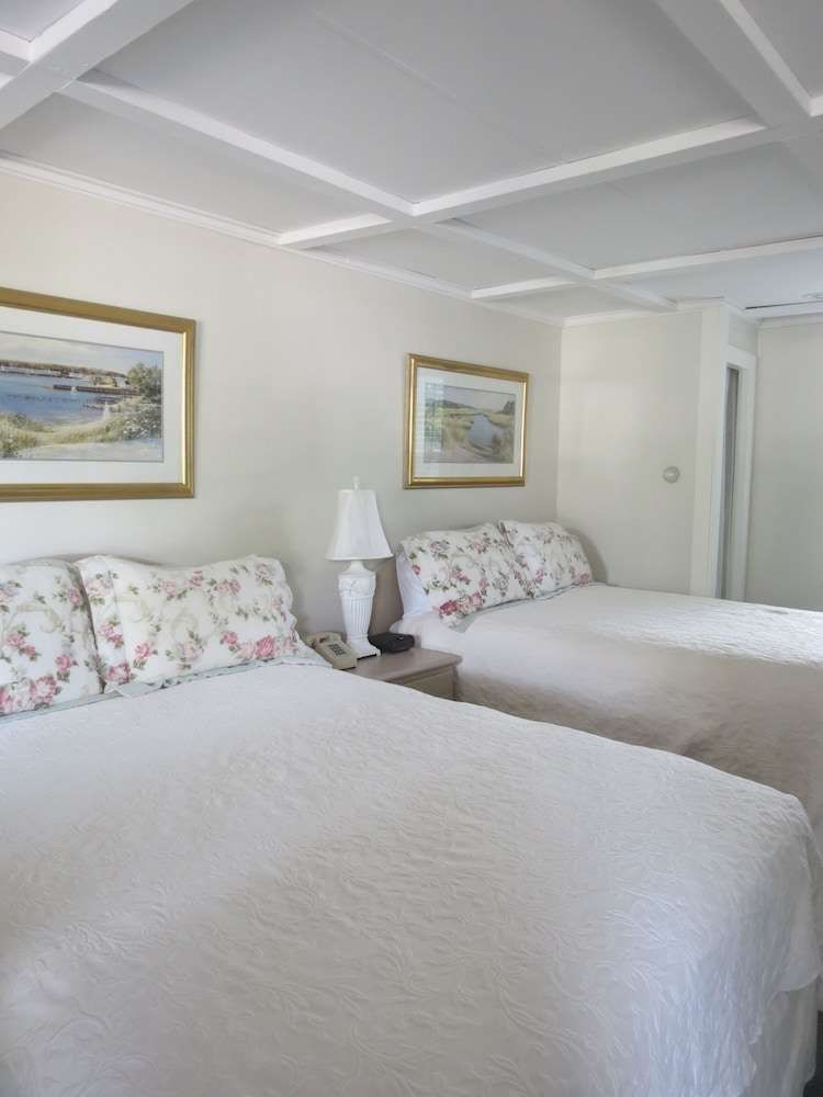 Shore Way Acres Inn - photo 3
