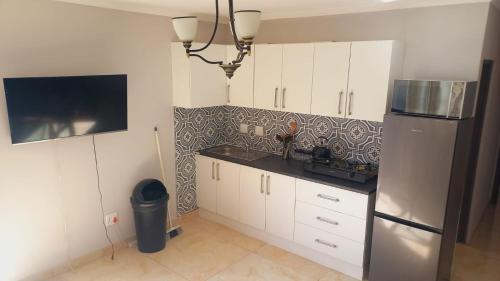 Zoe Apartment