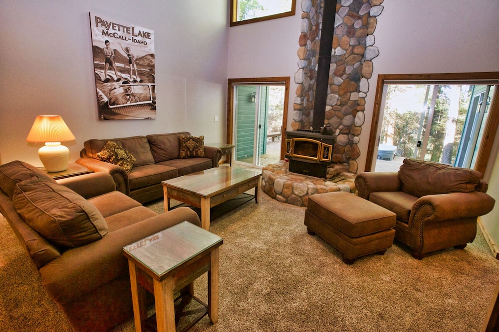 Peace in the Pines by Casago McCall Donerightmanagement - photo 16