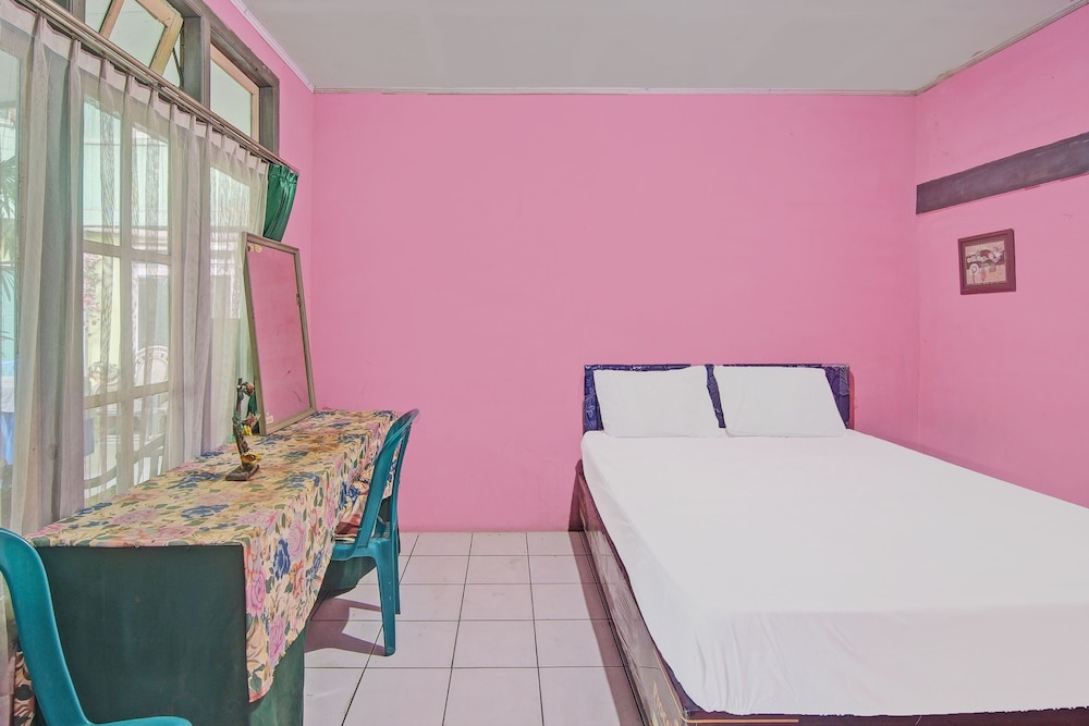 Spot On 92278 Hotel Vorel — hotel in Tondano